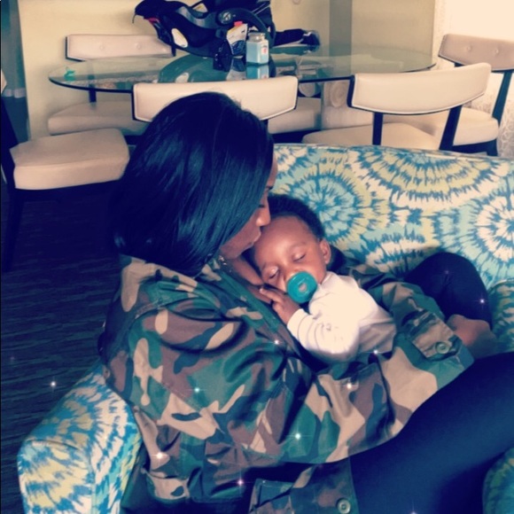 Meet your Posher, Janae - Picture 1 of 1